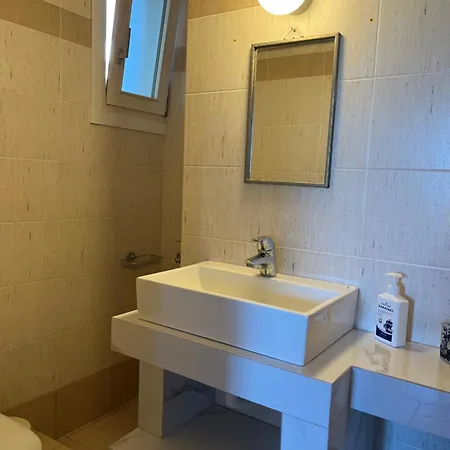 Holiday home Phoenix Cosy Livadakia *