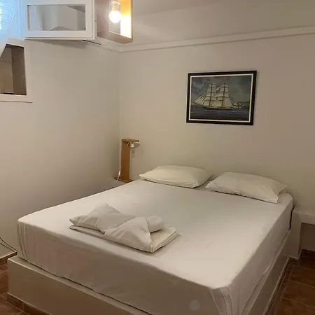 Phoenix Cosy Livadakia Casa vacanze *