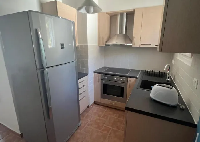 Phoenix Cosy Livadakia